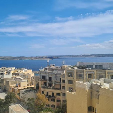 Ir-Rixa Holiday Penthouse Għajnsielem Eksteriør billede