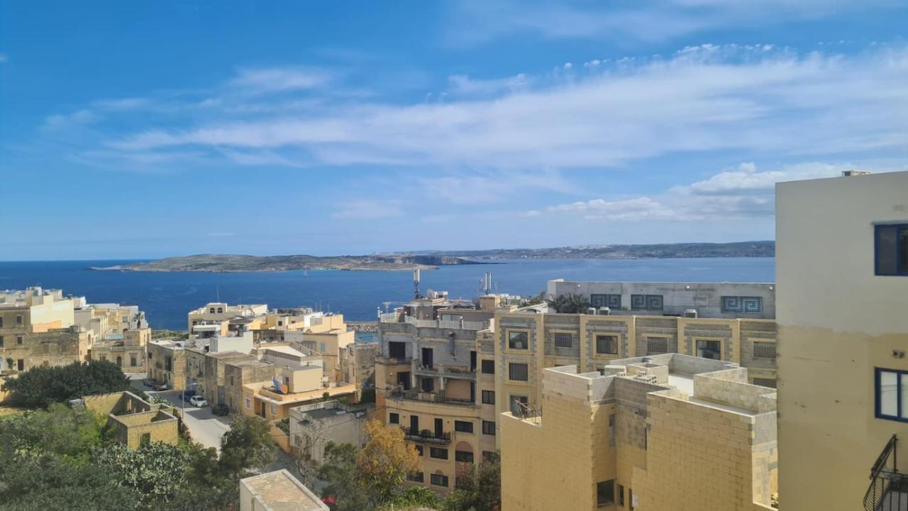 Ir-Rixa Holiday Penthouse Għajnsielem Eksteriør billede