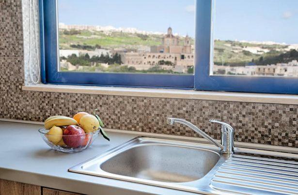 Ir-Rixa Holiday Penthouse Għajnsielem Eksteriør billede